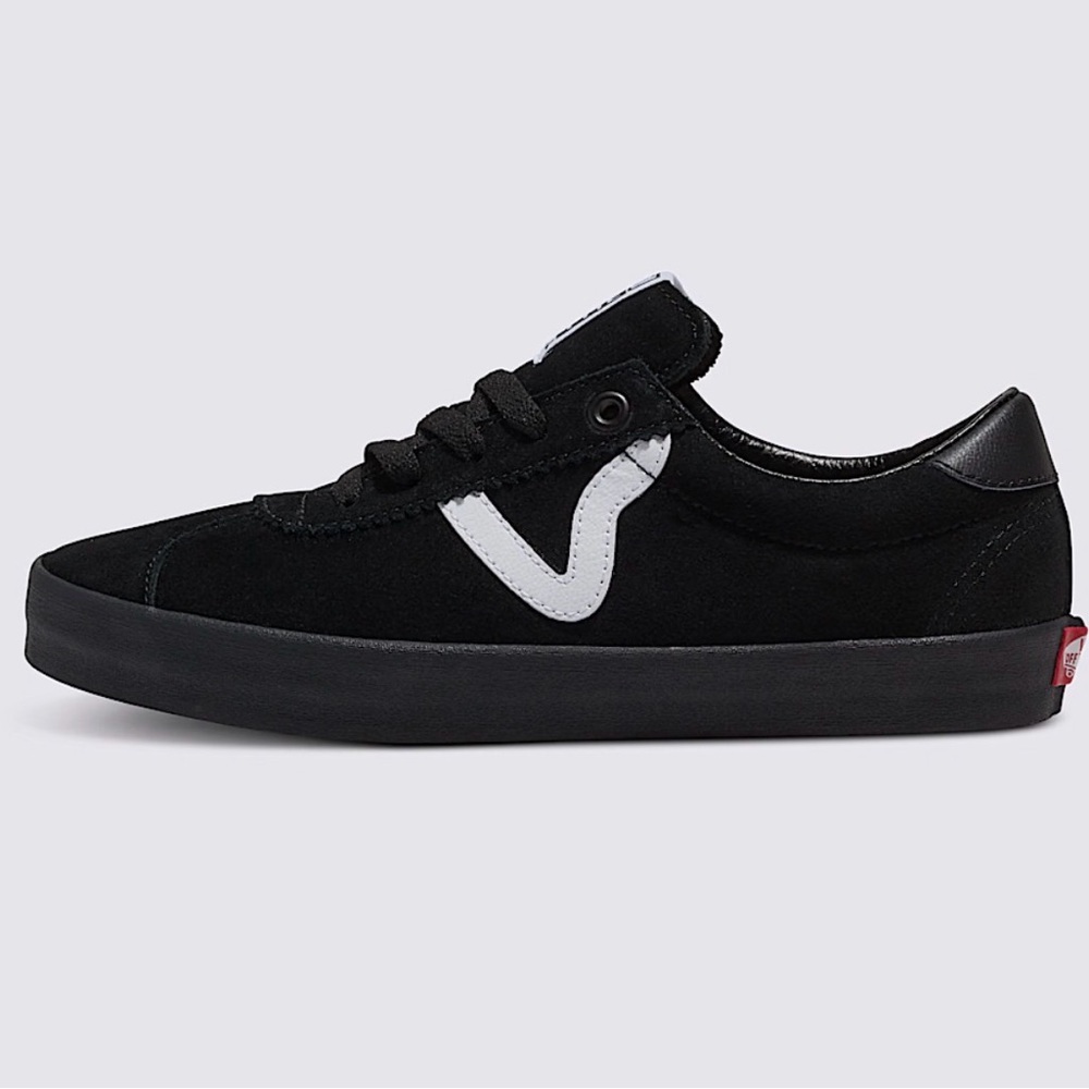 NEW VANS BLACK SUEDE & LEATHER Sport Low Shoe SNEAKER SZ M 7 W 8.5
BRAND NEW - Picture 2 of 14